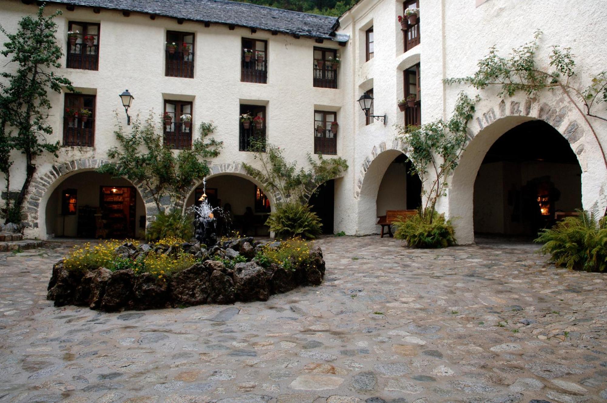 Hotel Caldas Caldes De Boi Dış mekan fotoğraf